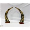 Image 1 : CARVED BUFFALO HORNS DRAGON SET