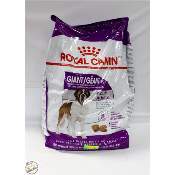 30 LB ROYAL CANIN ADULT GIANT DOG FOOD