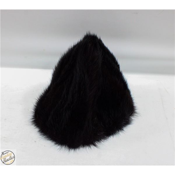 MINK TAIL HAT (25 TAILS)