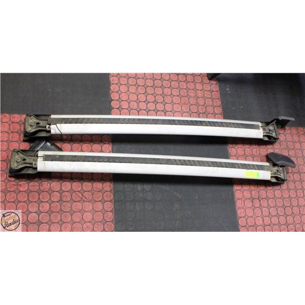 VOLVO DEALER XBARS FOR ROOF RACK