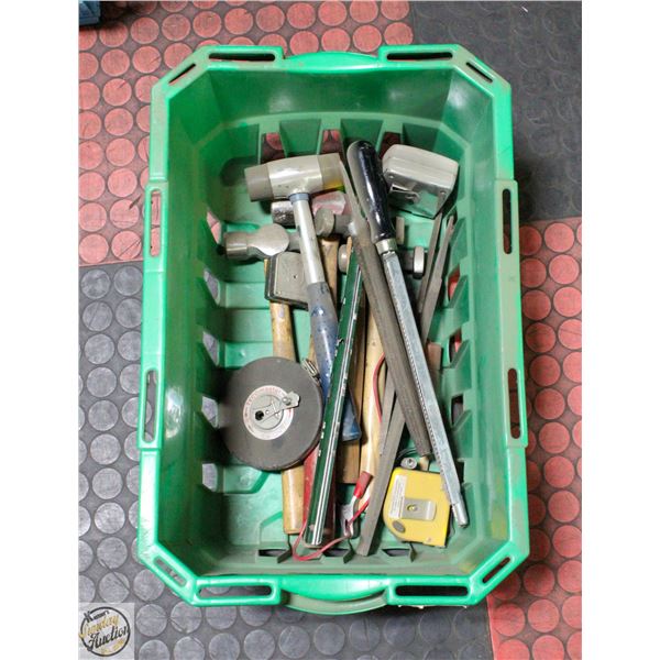 TOTE OF HAND TOOLS