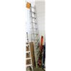 Image 1 : 20' ALUMINUM LADDER