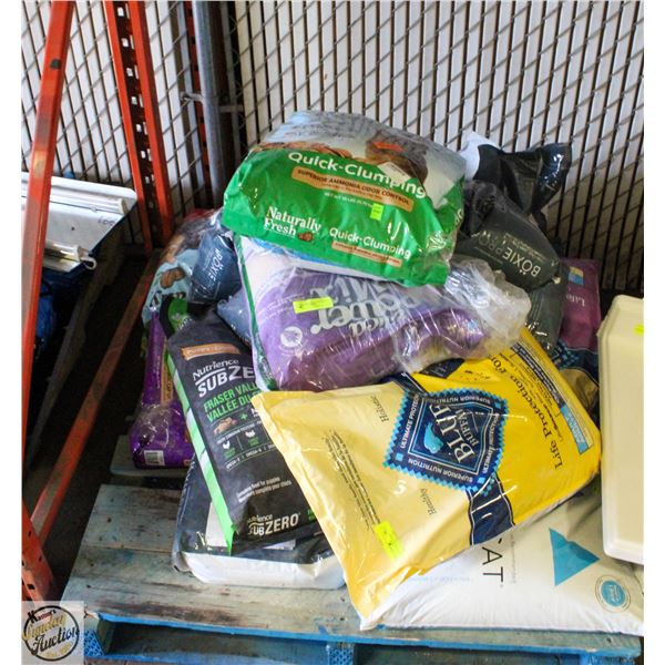 PALLET OF DMG PKG PET FOOD AND KITTY LITTER