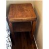 Image 1 : Side table