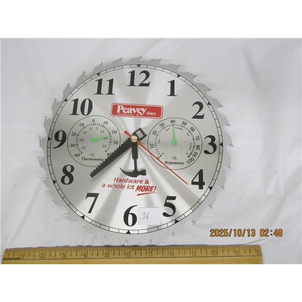 Vintage Peavy Mart Saw Blade Advertising Clock  in Good Condition Working