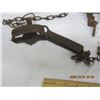Image 3 : Lot of 4 Antique Animal Traps