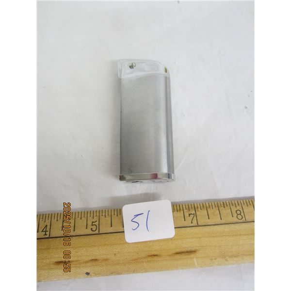 Vintage Caravelle Lighter