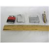 Image 4 : Lot of 3 Vintage Lighters and One Pocket Knife