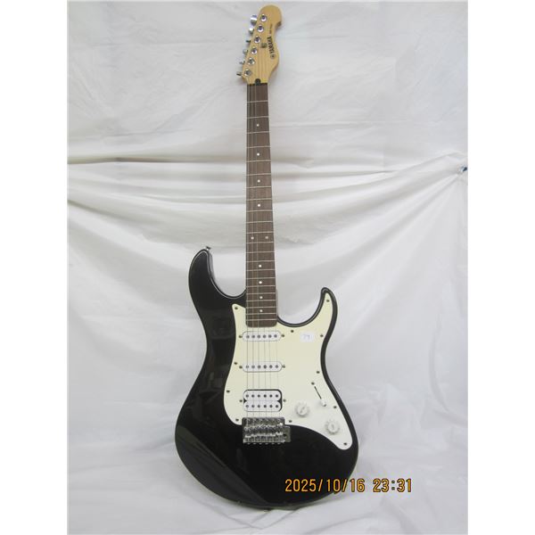 Vintage Yamaha EG 112C Electric Guitar