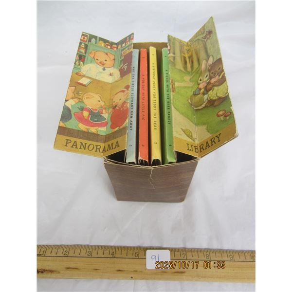 Vintage Panorama Library with 4 Pop Up Books in Good Condition 1960's