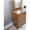 Image 4 : Antique 4 Drawer Dresser
