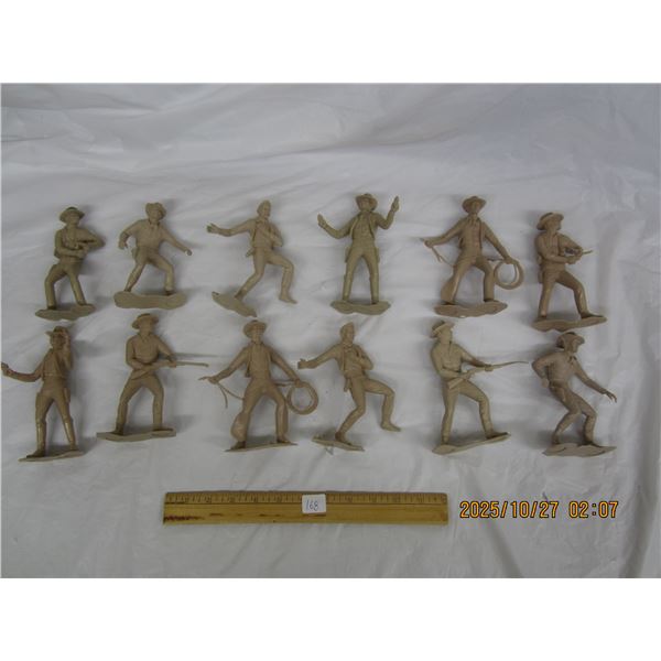 Lot of 1960's Louis Marx 6 inch Cowboy and Indians Figures
