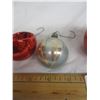 Image 5 : Lot of 4 Antique Christmas Bulbs