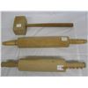 Image 3 : Lot of 3 Wooden Kitchen Items Meat Hammer , 2 Rolling Pins