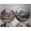 Image 5 : Lot of 10 Collectors Plates 2 Christmas , 3 Kittens ,Cottages