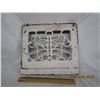 Image 1 : Cast Iron Heating Crate