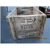 Image 5 : Vintage Wooden Pepsi Crate Yorkton