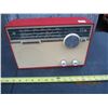 Image 1 : Vintage Red Transistor Radio