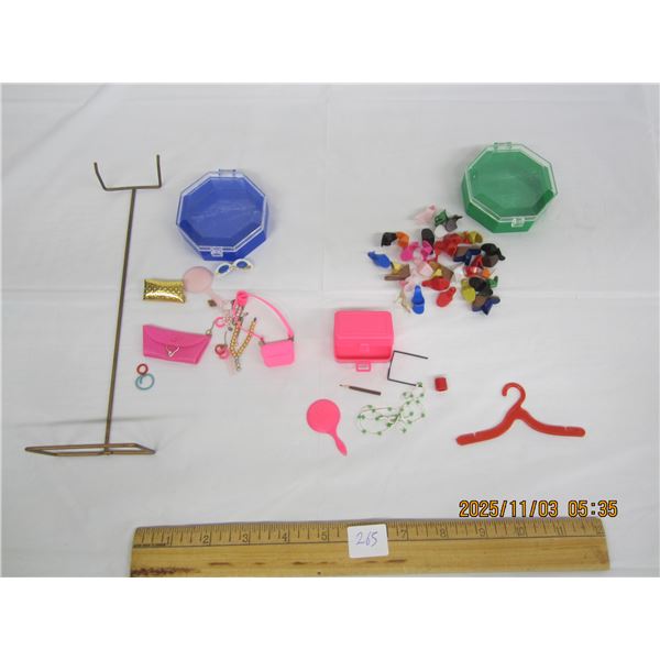 1970's Barbie Doll Accessories