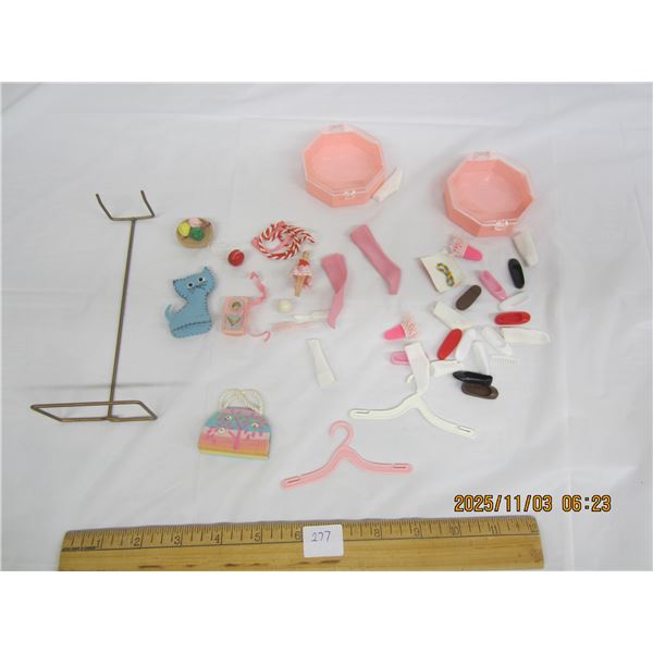 Lot of  1960's Skipper Doll Accessories Good Condition