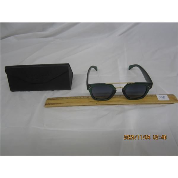 Prive Revaux Hand Crafted Limited Edition Designer Sun Glasses with Case