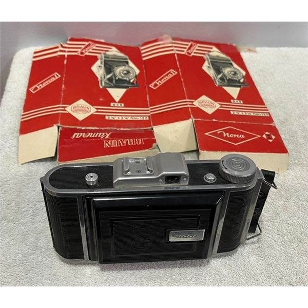 Vintage German BRAUN ‘NORCA' Folding Camera
