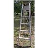 Image 2 : Vintage Wooden Ladder