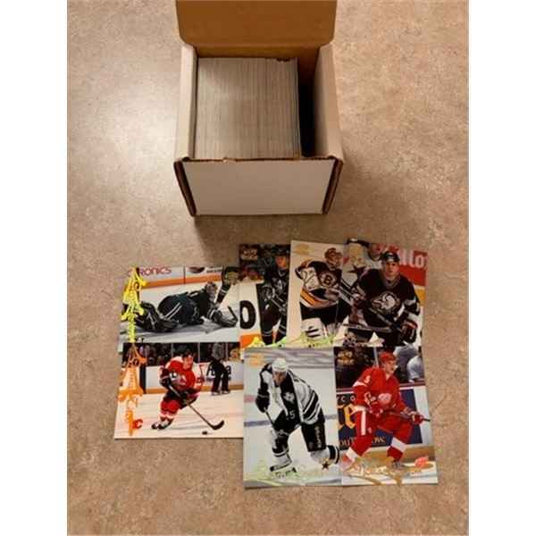 1997-98 Pacific Paramount Hockey Base Set