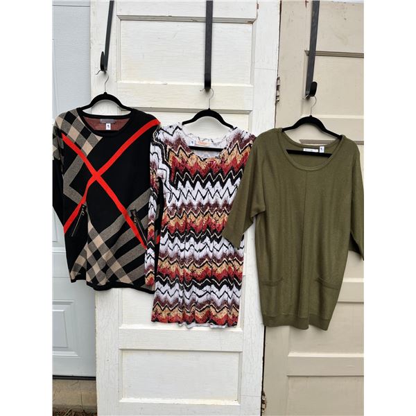 3 Knit tunics Size l-great condition