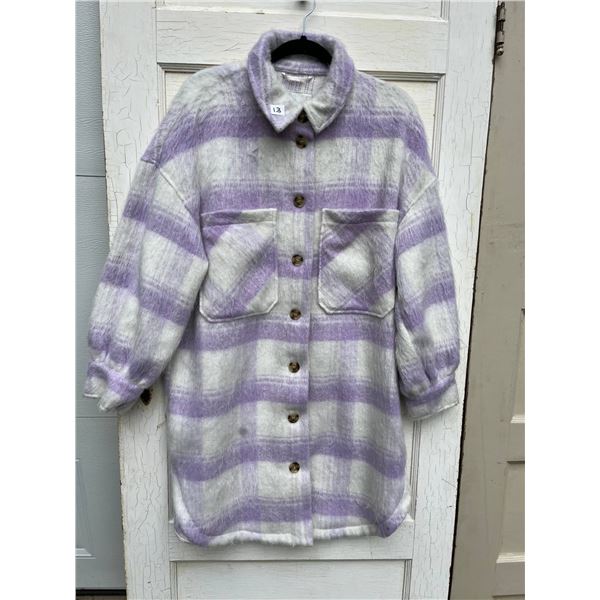 Long shacket size L- like new