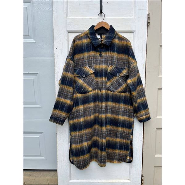 Design lab long plaid shacket Size L- excellent condition