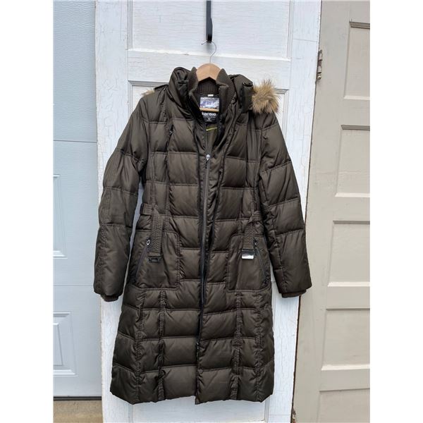Kenzie vest coat- size L- new condition
