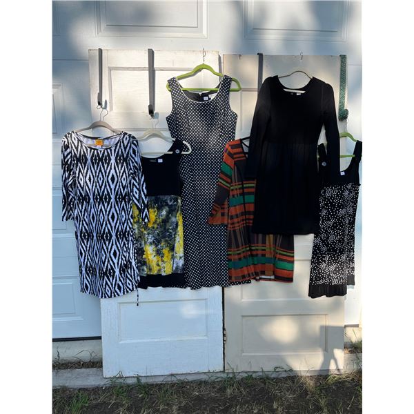6 dresses- size M