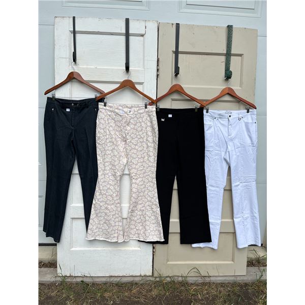 4 pairs of women's pants- Size 14