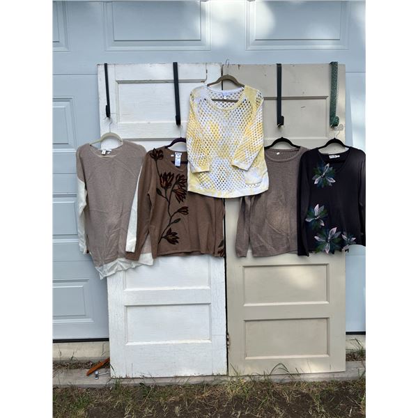 5 unique pullover sweaters size L