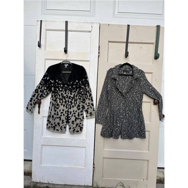 2 cardigans - size L- new condition