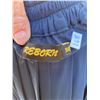 Image 2 : Skirt and pants- size XL- never worn