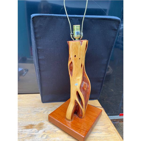 Vintage handcrafted diamond willow wood lamp- works- 9" by 27.5"H