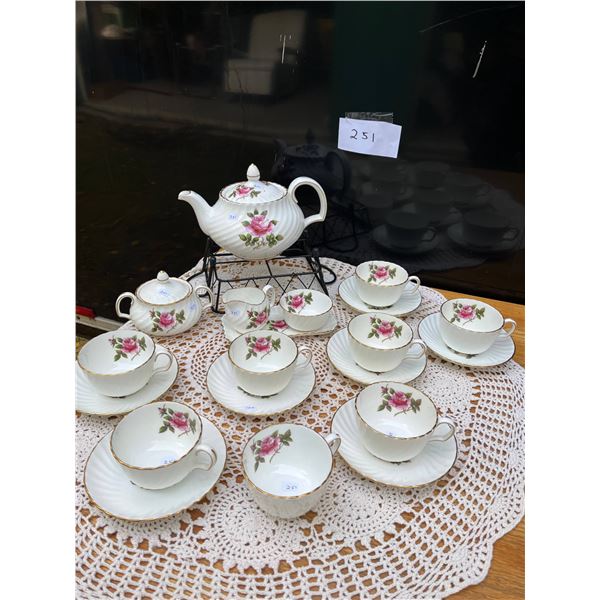 Northumbria fine bone China tea set- made in England- Carleton rose