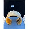 Image 2 : Carved horn bracelet cuff