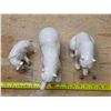 Image 2 : 3 porcelain bear statues