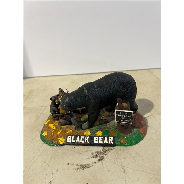 Vintage Aurora Black Bear and Cubs plastic 7" x 4"