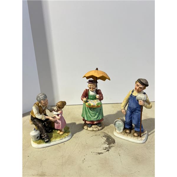 (3) Ceramic figures man and woman, old man and woman