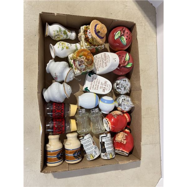 12 set of Salt and Pepper Shakers