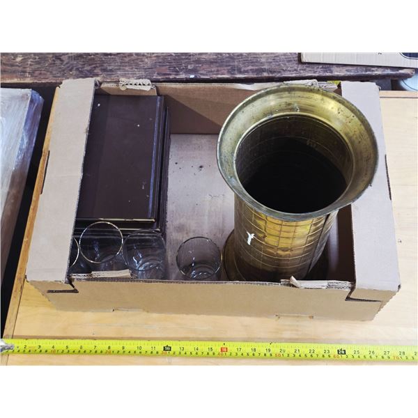 Lot of bible stories, glasses and decoration piece