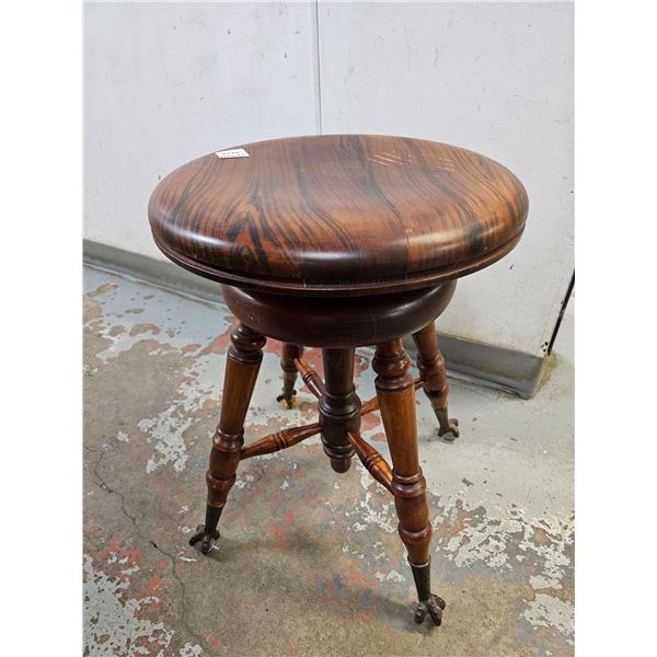 Claw and Ball Piano Stool (Missing one Crystal)