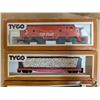 Image 3 : 4 CP Tyco trains (1 engine, 3 rail cars)