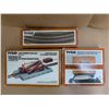 Image 1 : 3 boxes Tyco train accessories