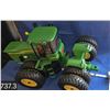 Image 3 : Huge John Deere R/C tractor, untested, missing battery holder and remote