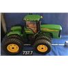 Image 7 : Huge John Deere R/C tractor, untested, missing battery holder and remote